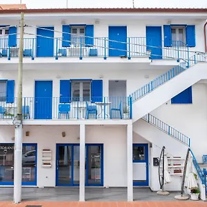 Bed & Blu Affittacamere La Caletta